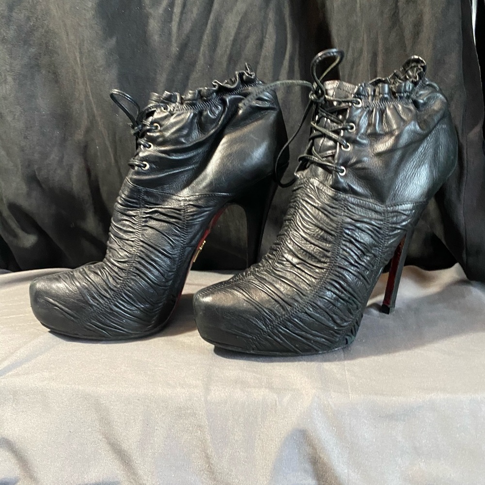 Cesare Paciotti booties
